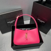 YSL Le 5 À 7 Hobo Bag In Smooth Leather Pink